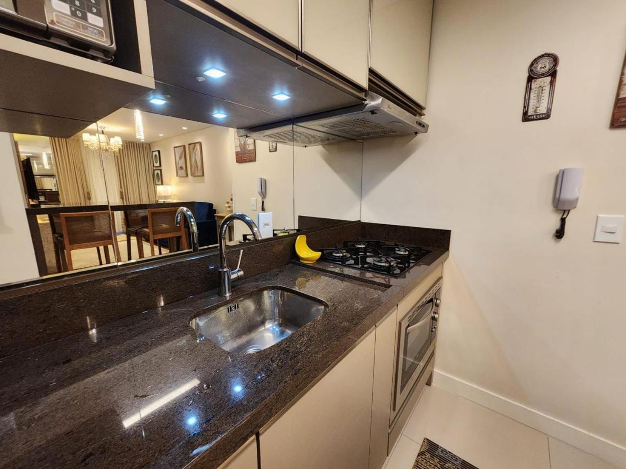 Lar Do Ozzy Com Lareira No Centro De Gramado! Apartment Exterior photo